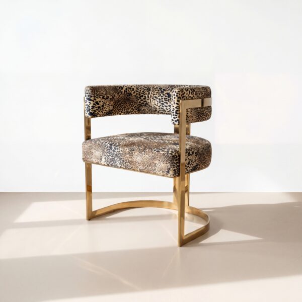 Leopard Regular Feature Chair