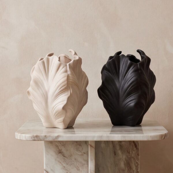 HEATHER VASES SET OF 2 BLACK AND OFF WHITE